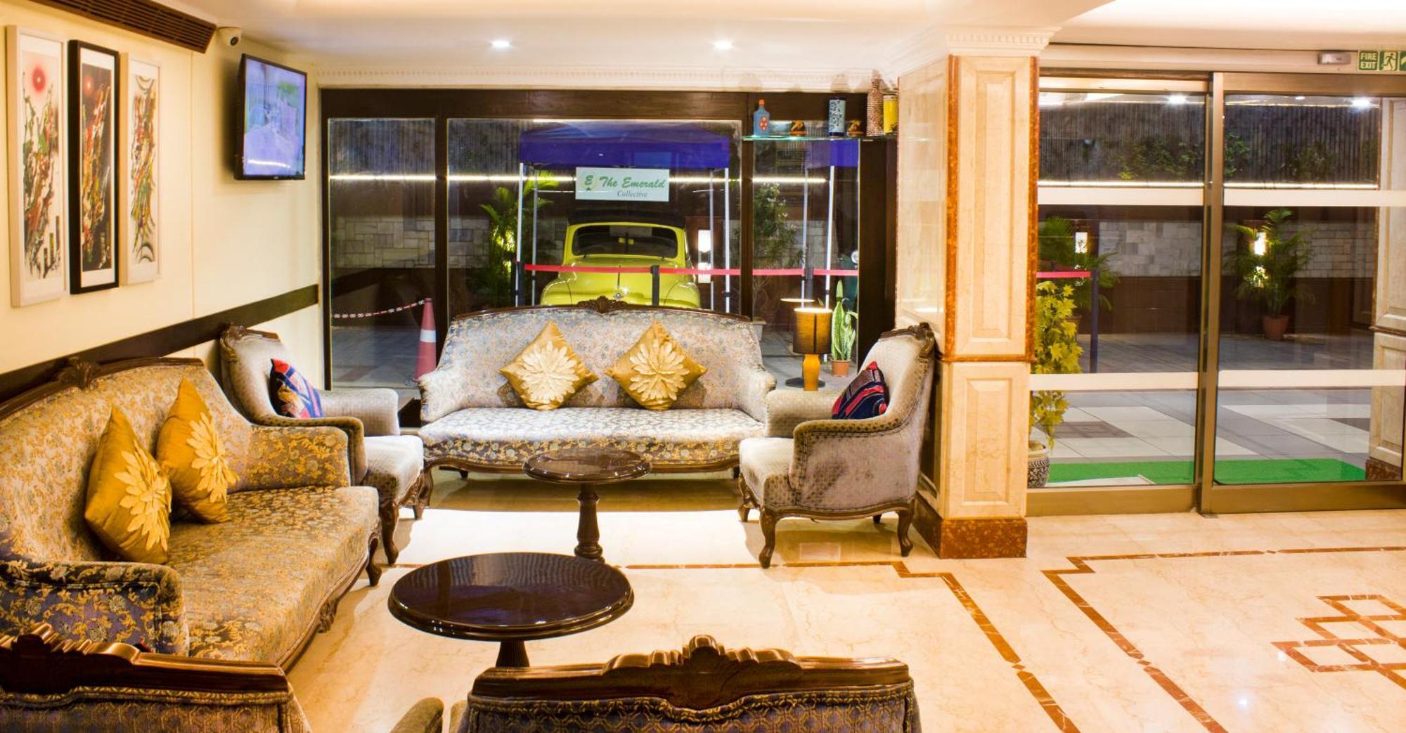 Regenta Place The Emerald Mumbai Exterior photo